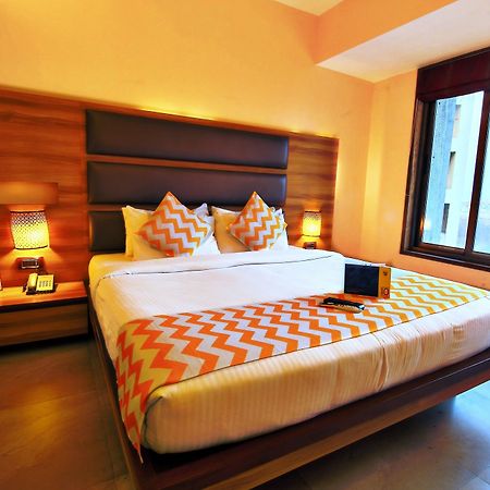 Hotel Crawford Inn Мумбаи Экстерьер фото